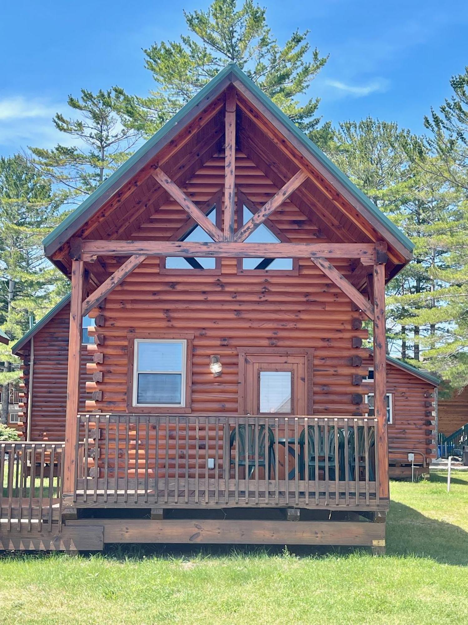 Cabins Of Mackinac & Lodge Mackinaw Stadt Exterior foto